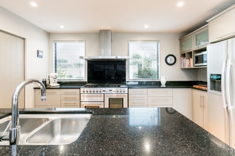 Photo of property in 191 Durham Drive, Havelock North, 4130