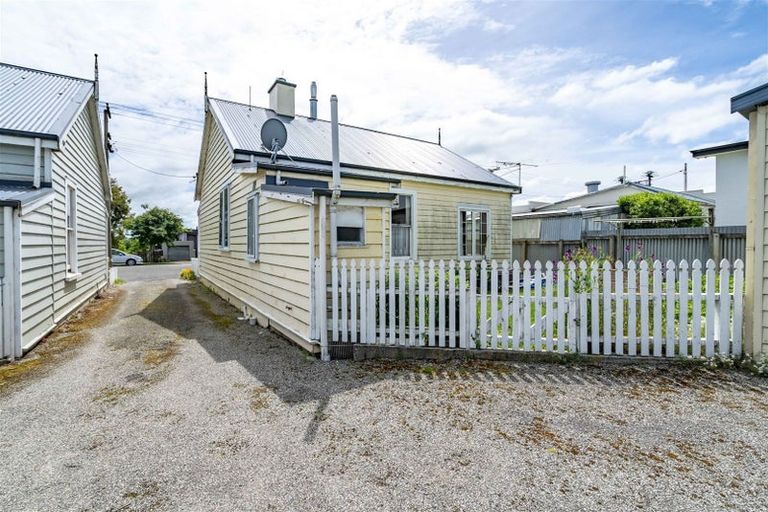 Photo of property in 24 Halton Street, East Gore, Gore, 9710