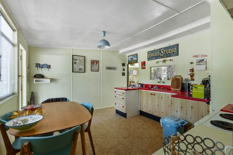 Photo of property in 3 Holloway Street, Clyde, 9330