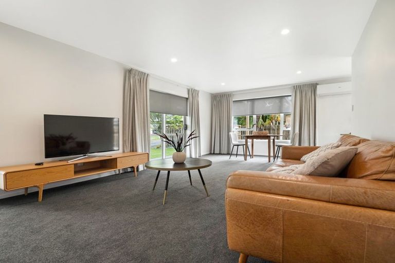 Photo of property in 50 Bowen Street, Cambridge, 3434