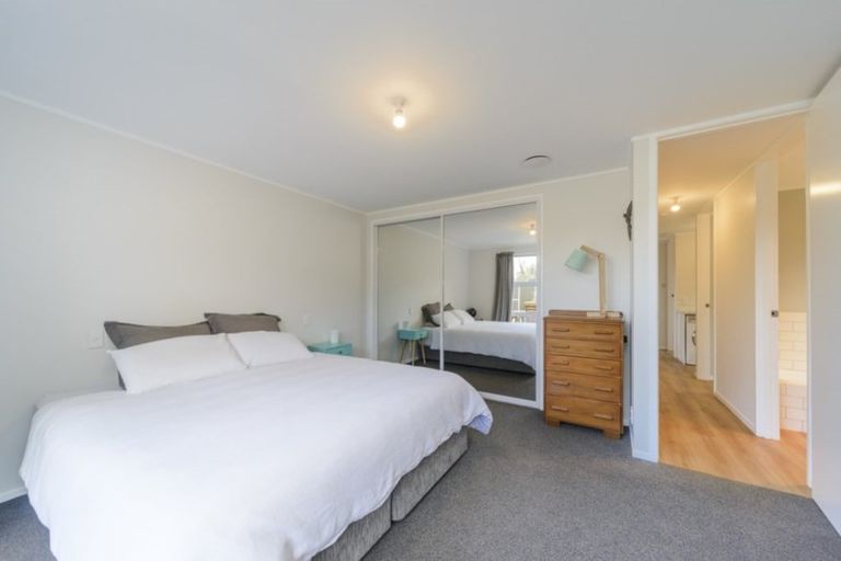 Photo of property in 4 Grant Place, Greenmeadows, Napier, 4112