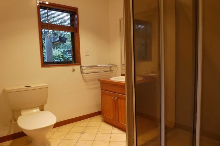 Photo of property in 5 Dorfold Mews, Avonhead, Christchurch, 8042