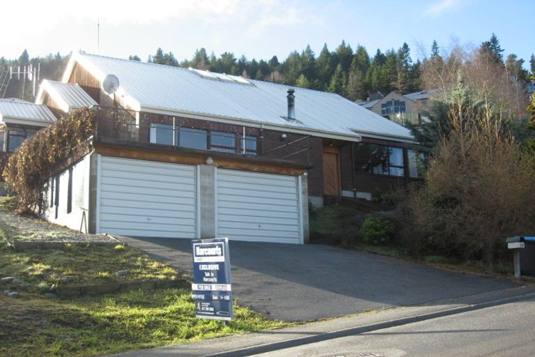 Photo of property in 16 York Street, Queenstown, 9300