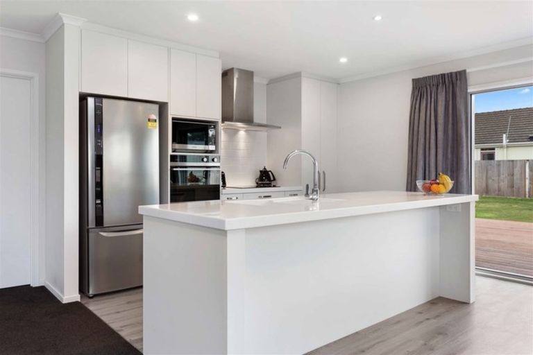 Photo of property in 12 Tralee Place, Bishopdale, Christchurch, 8053