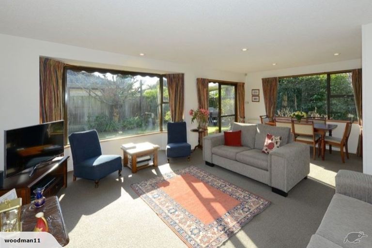 Photo of property in 2/302a Ilam Road, Burnside, Christchurch, 8053