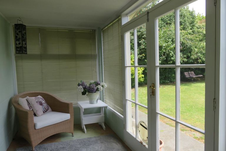 Photo of property in 2 North Terrace, Temuka, 7920