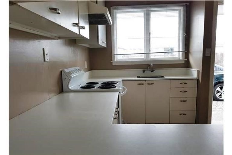 Photo of property in Capel Courts, 8/141a Clarence Street, Riccarton, Christchurch, 8011