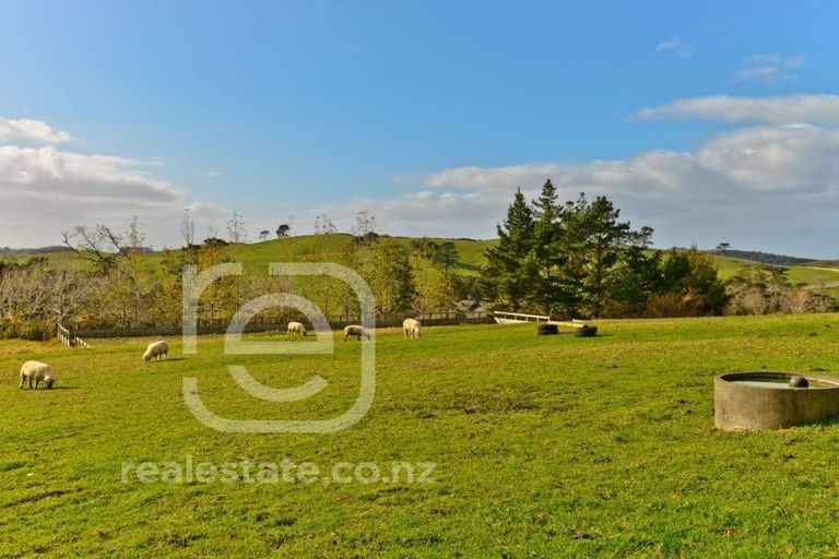 Photo of property in 355 Bawden Road, Dairy Flat, Albany, 0792