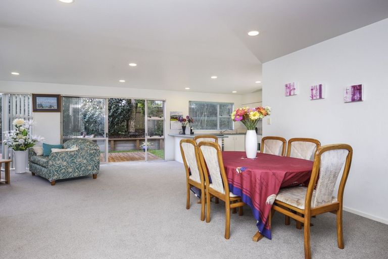 Photo of property in 5 Sailfish Drive, West Harbour, Auckland, 0618