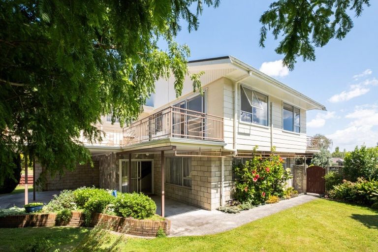Photo of property in 20 Seddon Crescent, Whataupoko, Gisborne, 4010