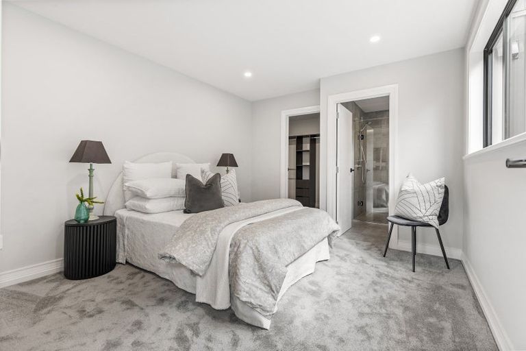 Photo of property in 7 Halcyon Bay Lane, Wainui, 0992