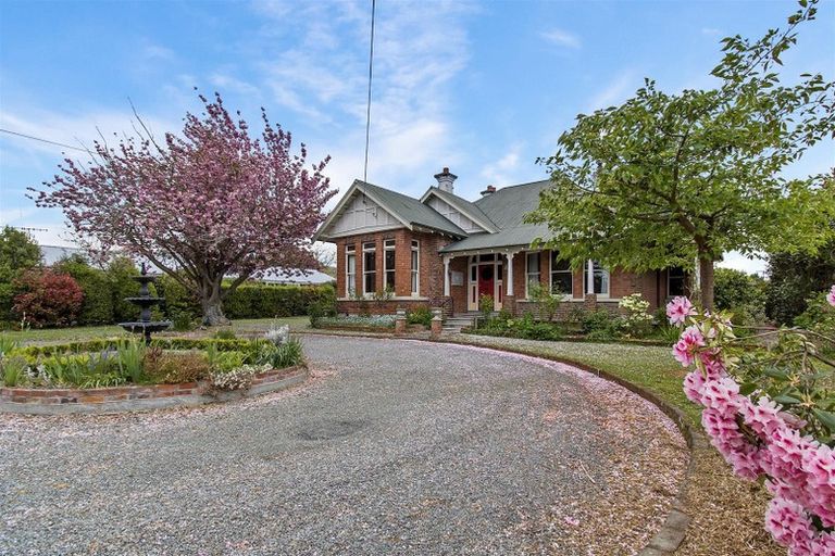 Photo of property in 90 Shearman Street, Waimate, 7924