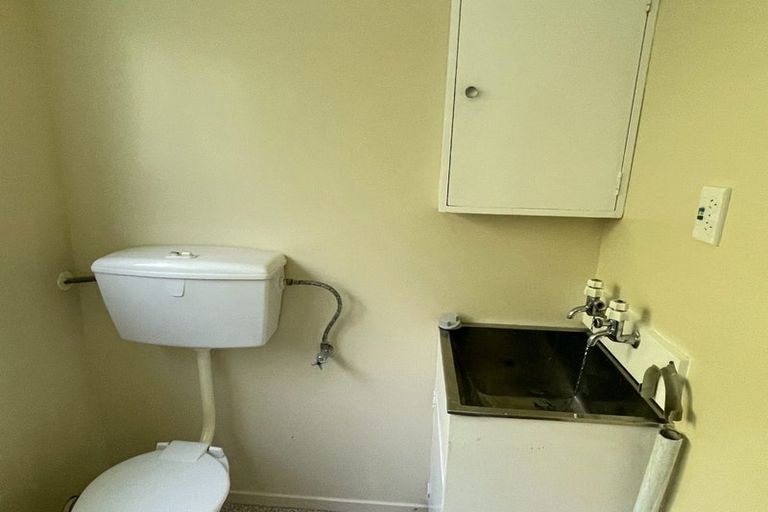 Photo of property in 89 South Karori Road, Karori, Wellington, 6012