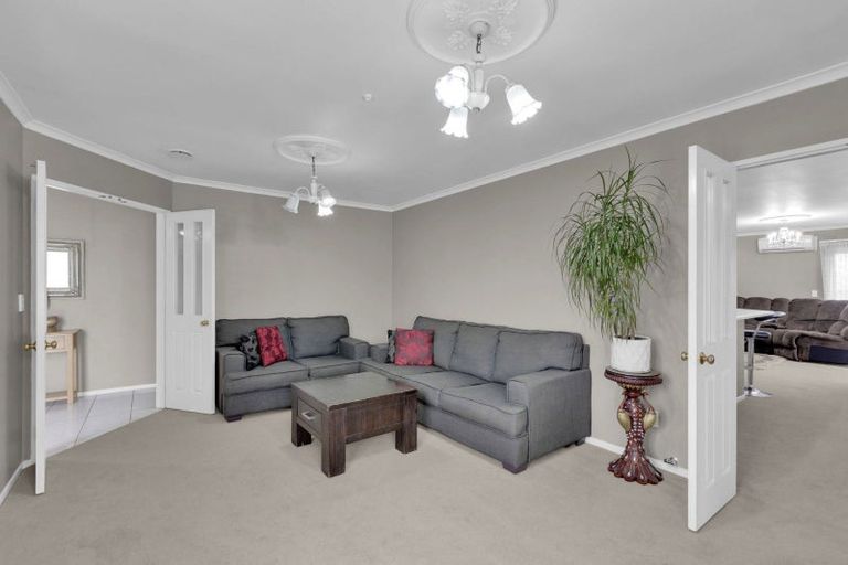 Photo of property in 2 Lochinver Drive, Nawton, Hamilton, 3200