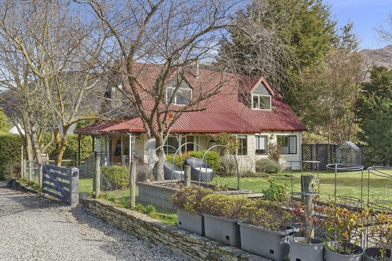 Photo of property in 188 Stone Street, Wanaka, 9305