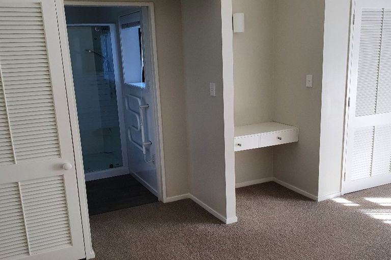 Photo of property in 8a Tamihana Avenue, Fairfield, Hamilton, 3214