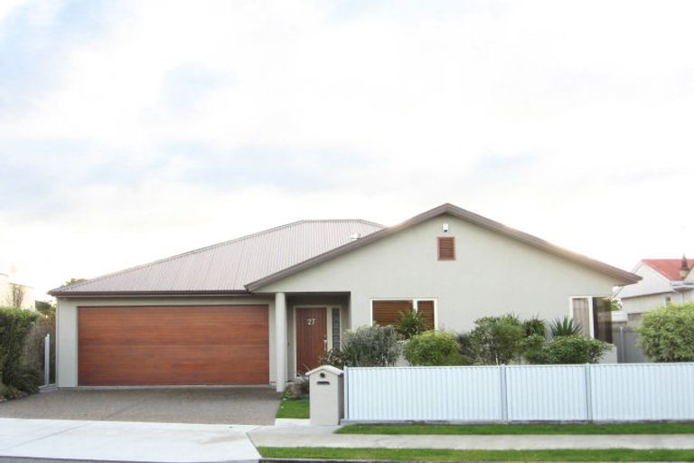 Photo of property in 27 Higgins Street, Marewa, Napier, 4110