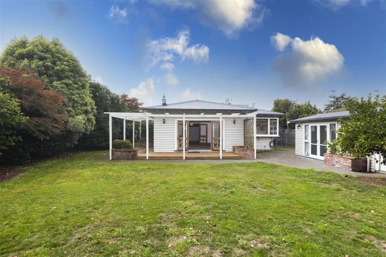 Photo of property in 50 Tui Street, Fendalton, Christchurch, 8041