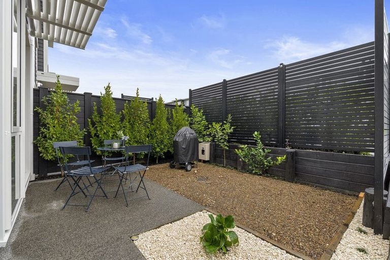 Photo of property in 18 Taitonga Lane, Stanmore Bay, Whangaparaoa, 0932