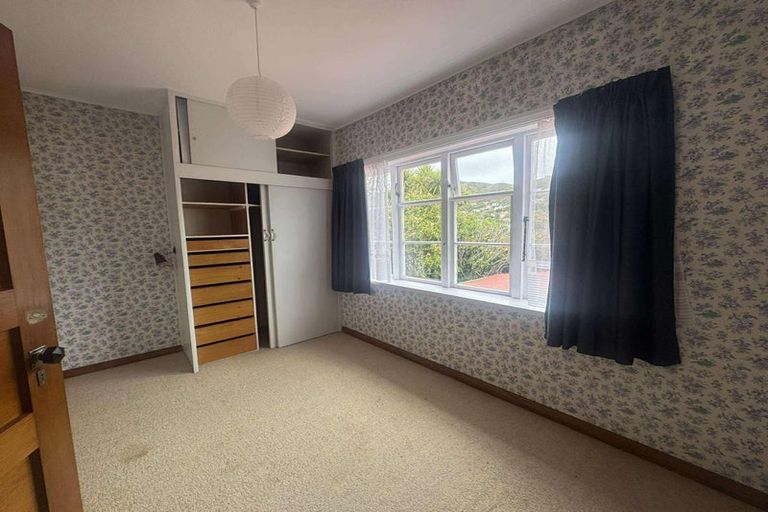 Photo of property in 84 Sunshine Avenue, Karori, Wellington, 6012