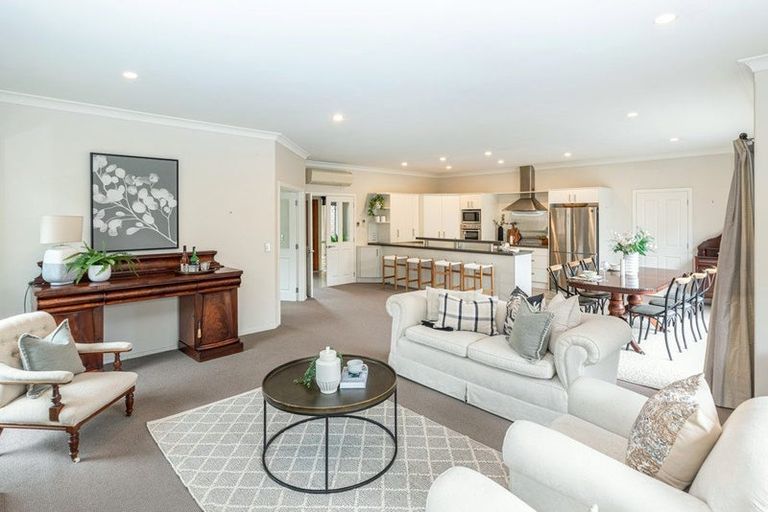 Photo of property in 28 Glen Oaks Drive, Northwood, Christchurch, 8051