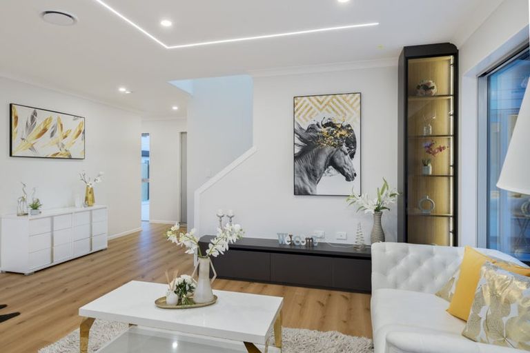 Photo of property in 41d Candia Road, Swanson, Auckland, 0614