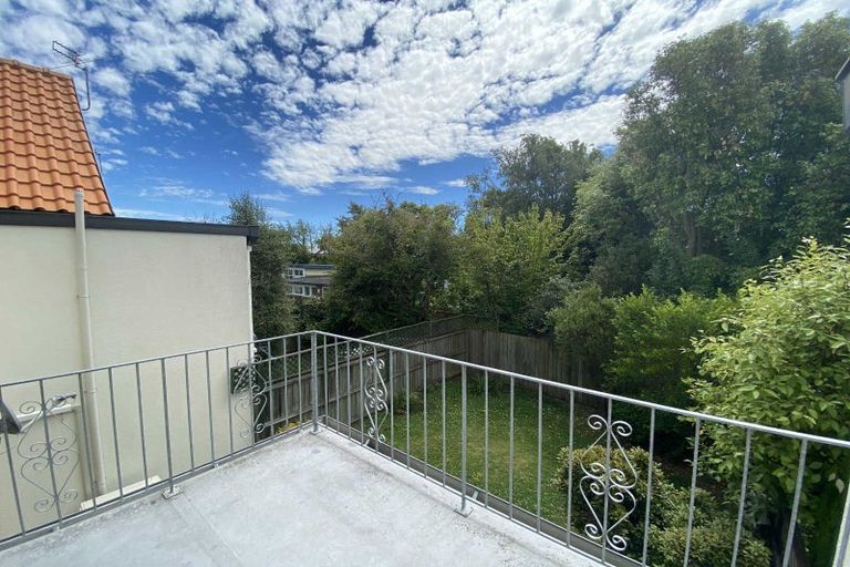 Photo of property in 1/264 Riccarton Road, Upper Riccarton, Christchurch, 8041