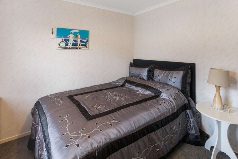 Photo of property in 6 Henley Court, Highbury, Palmerston North, 4412
