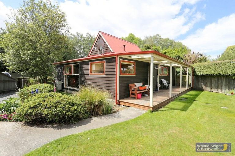Photo of property in 351 Sawyers Arms Road, Harewood, Christchurch, 8051