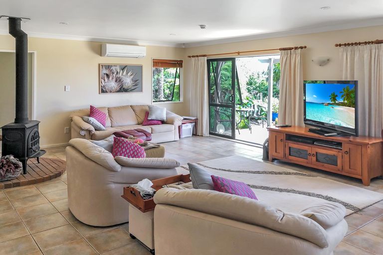 Photo of property in 125b Waimate North Road, Kerikeri, 0293