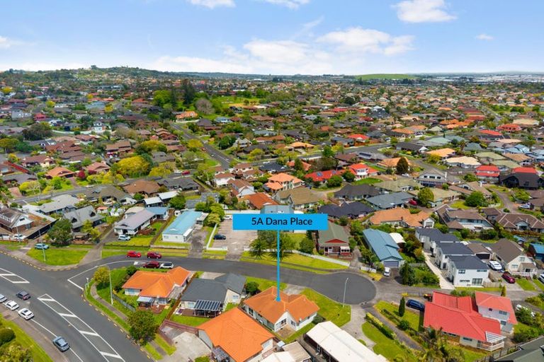 Photo of property in 1/5 Dana Place, Somerville, Auckland, 2014