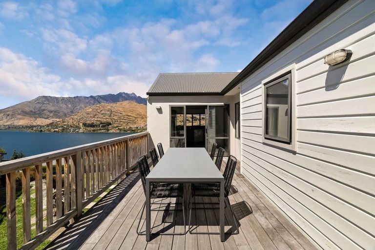 Photo of property in 5 Gum Lane, Queenstown, 9300