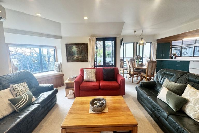 Photo of property in 19a Rangatira Road, Birkdale, Auckland, 0626