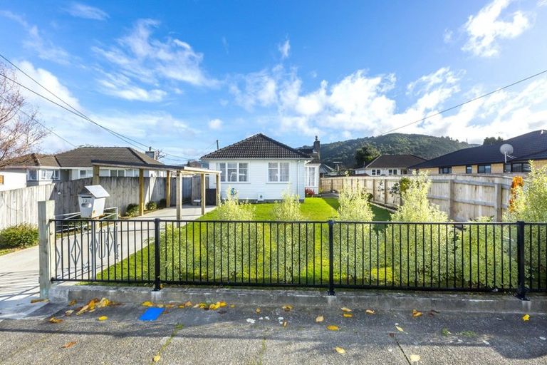 Photo of property in 121 Thackeray Street, Trentham, Upper Hutt, 5018