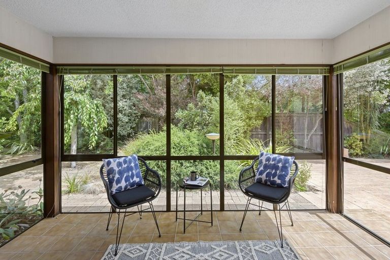 Photo of property in 25 Montclare Avenue, Ilam, Christchurch, 8041