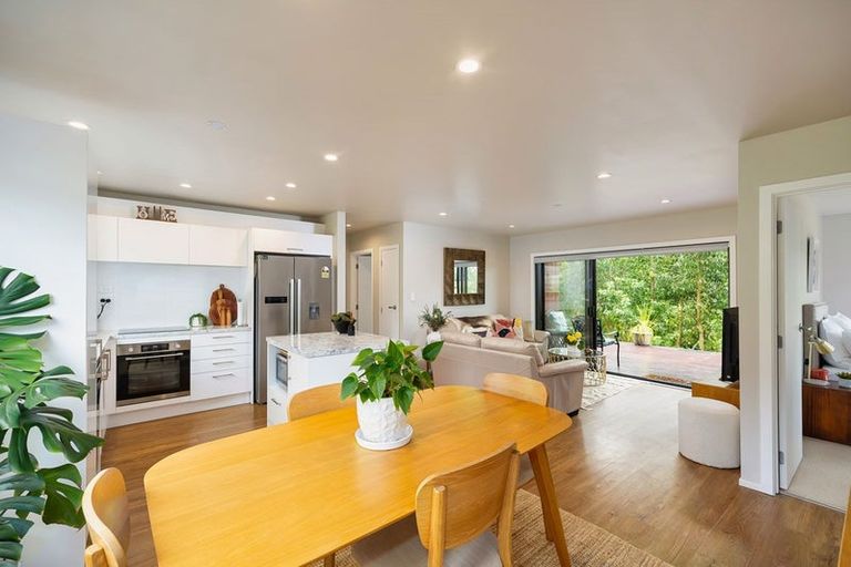 Photo of property in 6 Robins Way, Pokeno, 2471