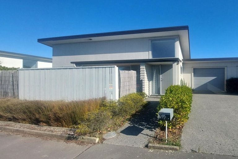 Photo of property in 6/95 Packe Street, Edgeware, Christchurch, 8013