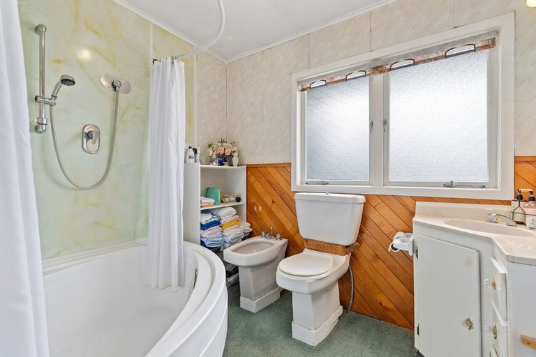 Photo of property in 2 Tui Road, Te Aroha, 3320