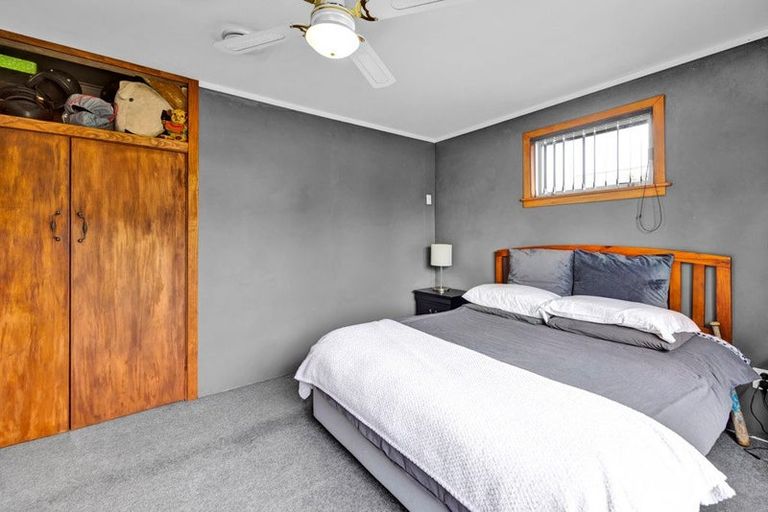 Photo of property in 43 Maire Street, Inglewood, 4330