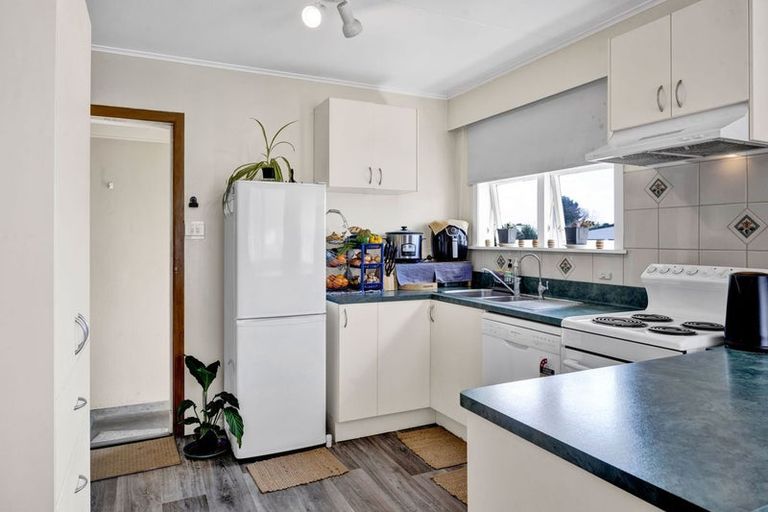 Photo of property in 25 Waihi Road, Hawera, 4610