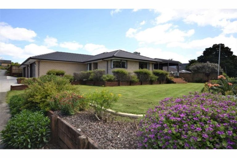 Photo of property in 14 Baska Voda Drive, Kerikeri, 0230