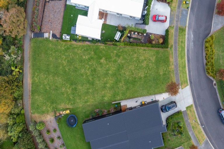 Photo of property in 37 Laly Haddon Place, Matakana, 0985