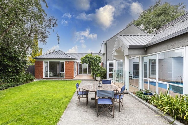 Photo of property in 23 Wadeley Road, Ilam, Christchurch, 8041