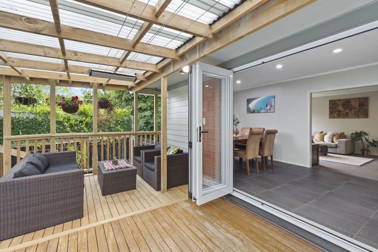 Photo of property in 4 Coulthard Terrace, Opaheke, Papakura, 2113