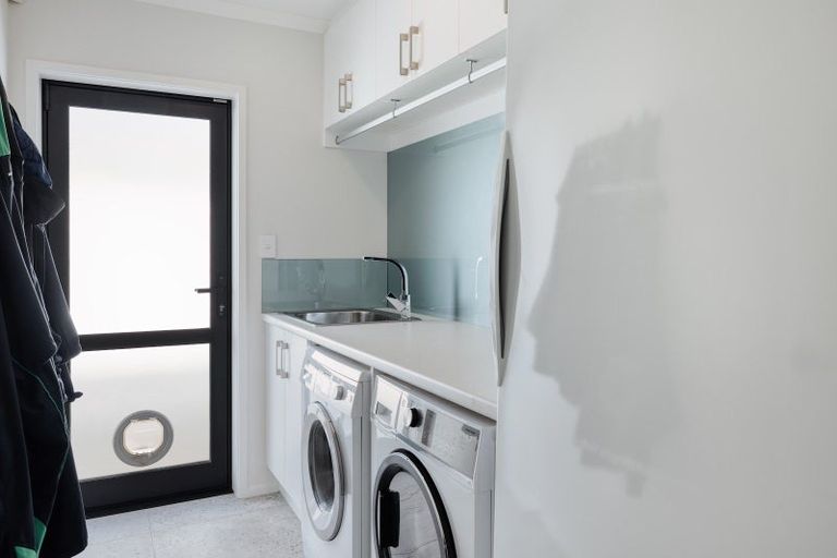 Photo of property in 84 Pakanga Grove, Pyes Pa, Tauranga, 3112