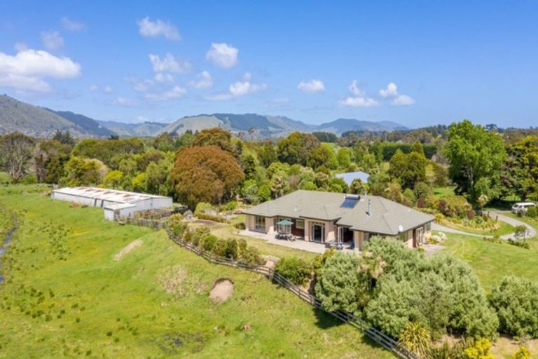 Photo of property in 55 End Farm Road, Waikanae, 5391