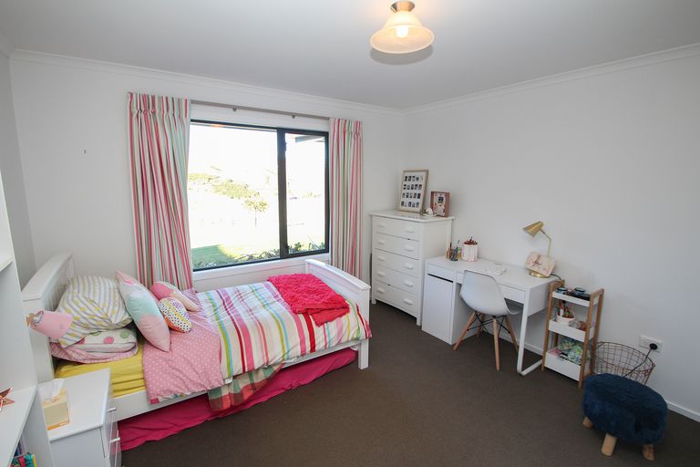 Photo of property in 4/102 Beach Road, Awamoa, Oamaru, 9495