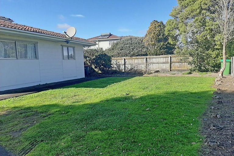 Photo of property in 1/90 Kenderdine Road, Papatoetoe, Auckland, 2025