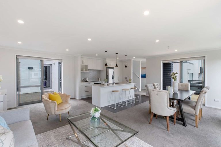 Photo of property in 67 Ridge View Crescent, Pukekohe, 2120