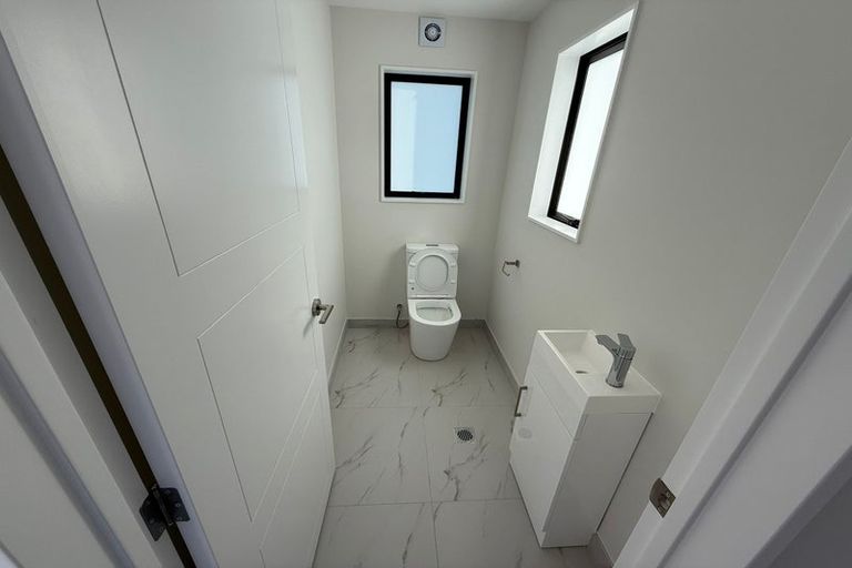 Photo of property in 1/41 Marriott Road, Pakuranga, Auckland, 2010